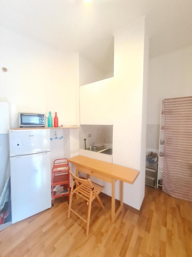 Duomo - Convenient 2BedRoom Apartment Milaan Buitenkant foto