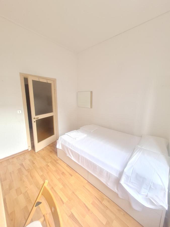 Duomo - Convenient 2BedRoom Apartment Milaan Buitenkant foto